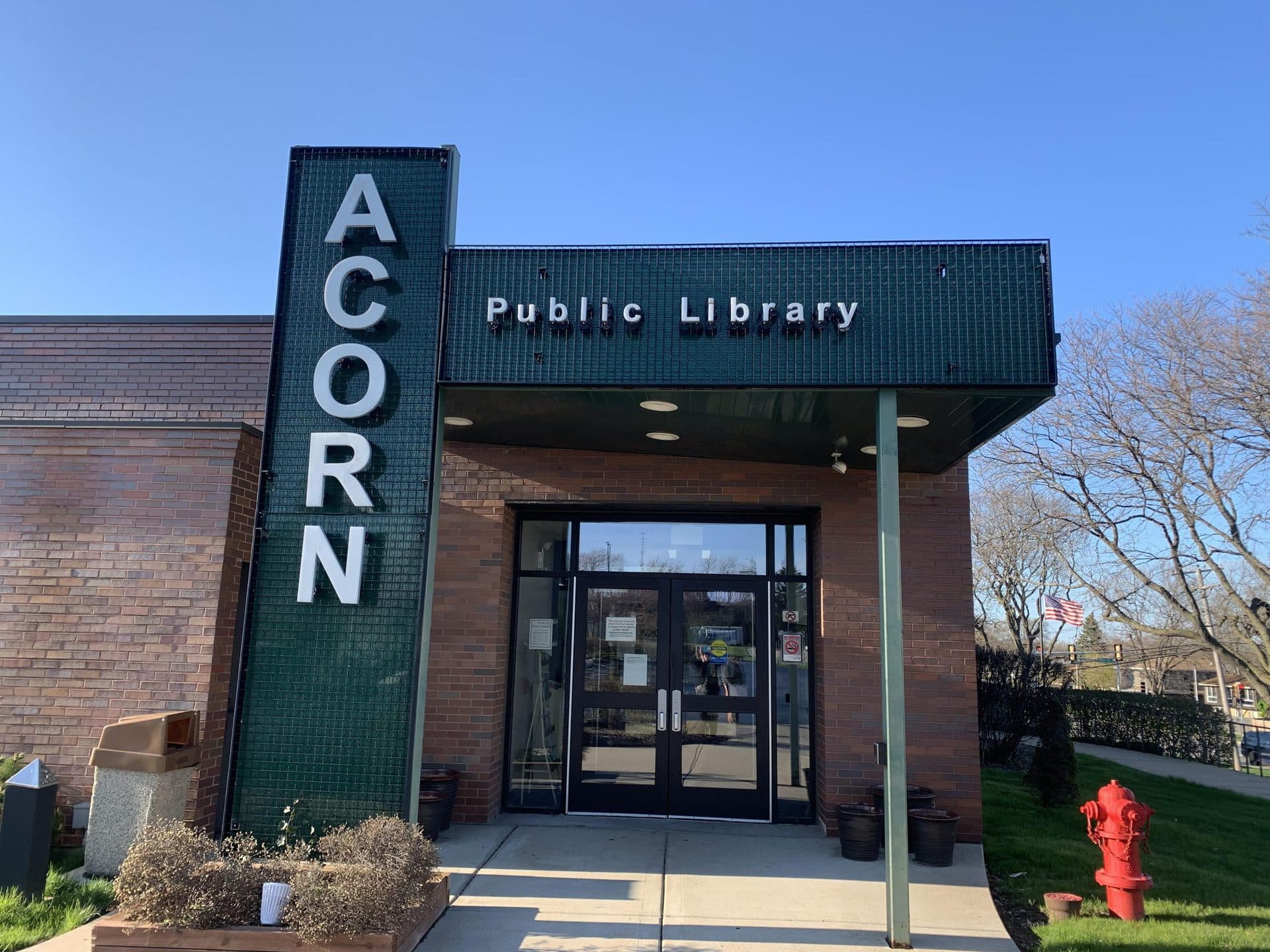 Business Supporters of the Friends of the Library Acorn